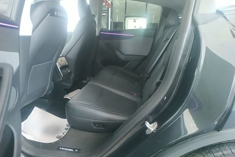 Used Tesla Model Y 2025 Rear-Wheel-Drive Version Left Rear Seat