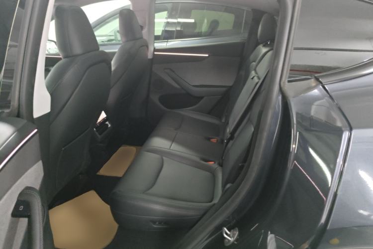 Used Tesla Model Y 2025 Rear-Wheel-Drive Version Left Rear Seat