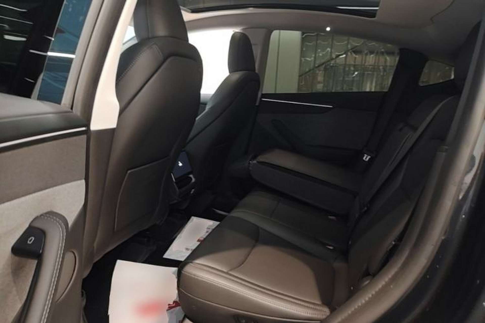 Used Tesla Model Y 2025 Rear-Wheel-Drive Version Left Rear Seat