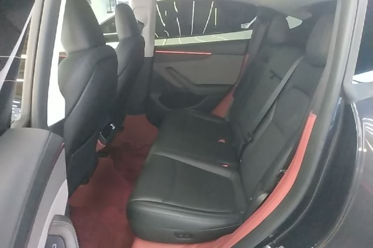 Used Tesla Model Y 2025 Rear-Wheel-Drive Version Left Rear Seat