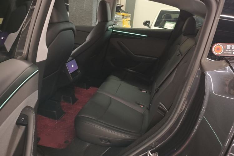 Used Tesla Model Y 2025 Rear-Wheel-Drive Version Left Rear Seat