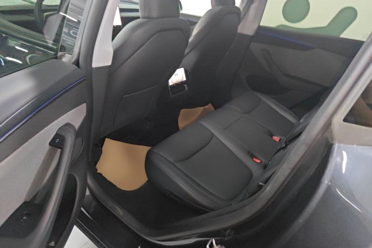 Used Tesla Model Y 2025 Rear-Wheel-Drive Version Left Rear Seat