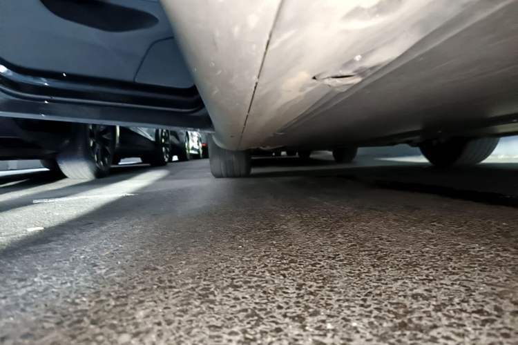 Used Tesla Model Y 2025 Rear-Wheel Drive First Edition Left Side Sill