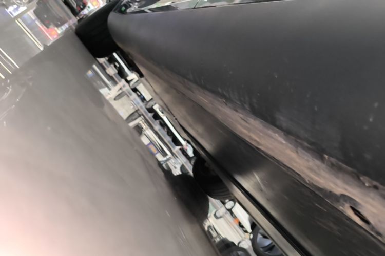 Used Tesla Model Y 2025 Rear-Wheel-Drive Version Left Side Sill