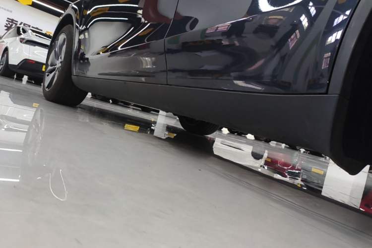 Used Tesla Model Y 2025 Rear-Wheel-Drive Version Left Side Sill