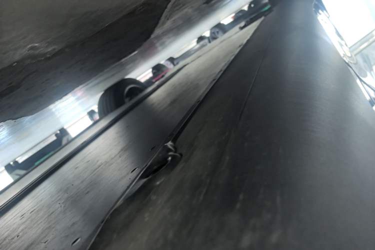 Used Tesla Model Y 2025 Rear-Wheel-Drive Version Left Side Sill