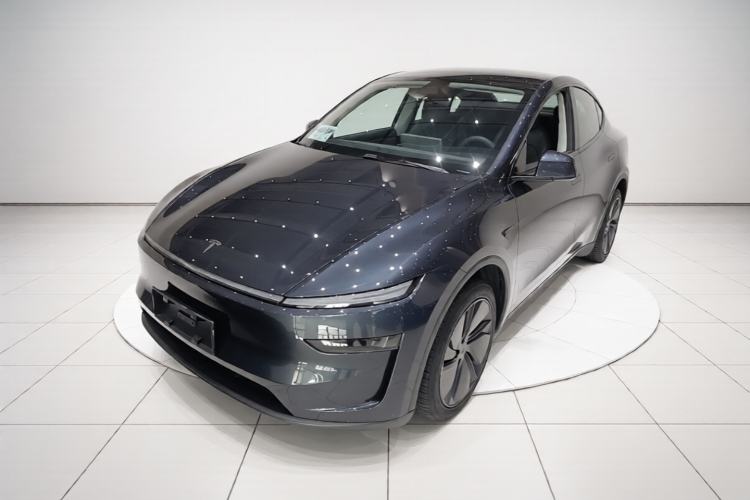 Tesla Model Y 2025 Rear-Wheel Drive First Edition