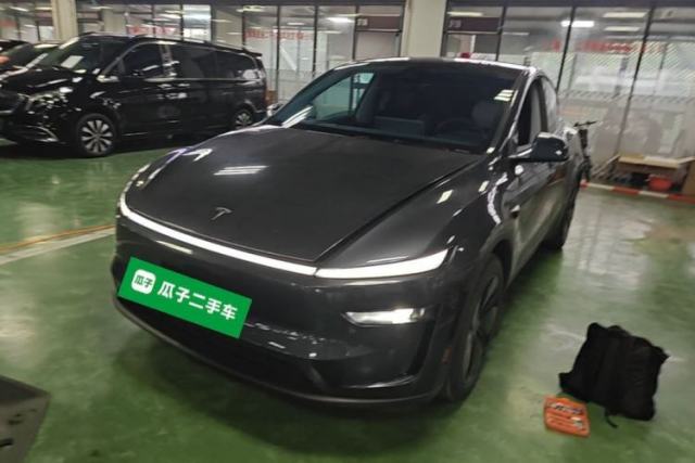 Used Tesla Model Y 2025 Rear-Wheel Drive First Edition