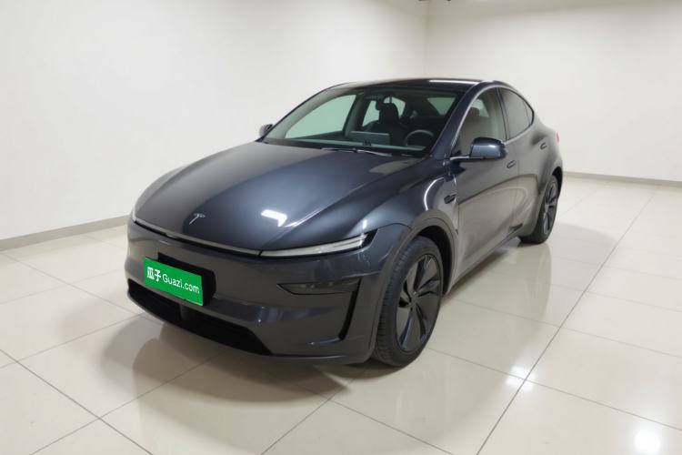 Tesla Model Y 2025 Rear-Wheel-Drive Version