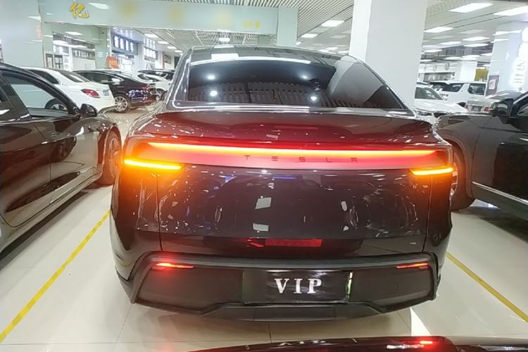 Used Tesla Model Y 2025 Rear-Wheel Drive First Edition Rear