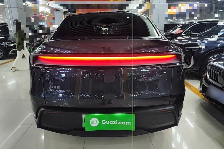 Used Tesla Model Y 2025 Rear-Wheel-Drive Version Rear