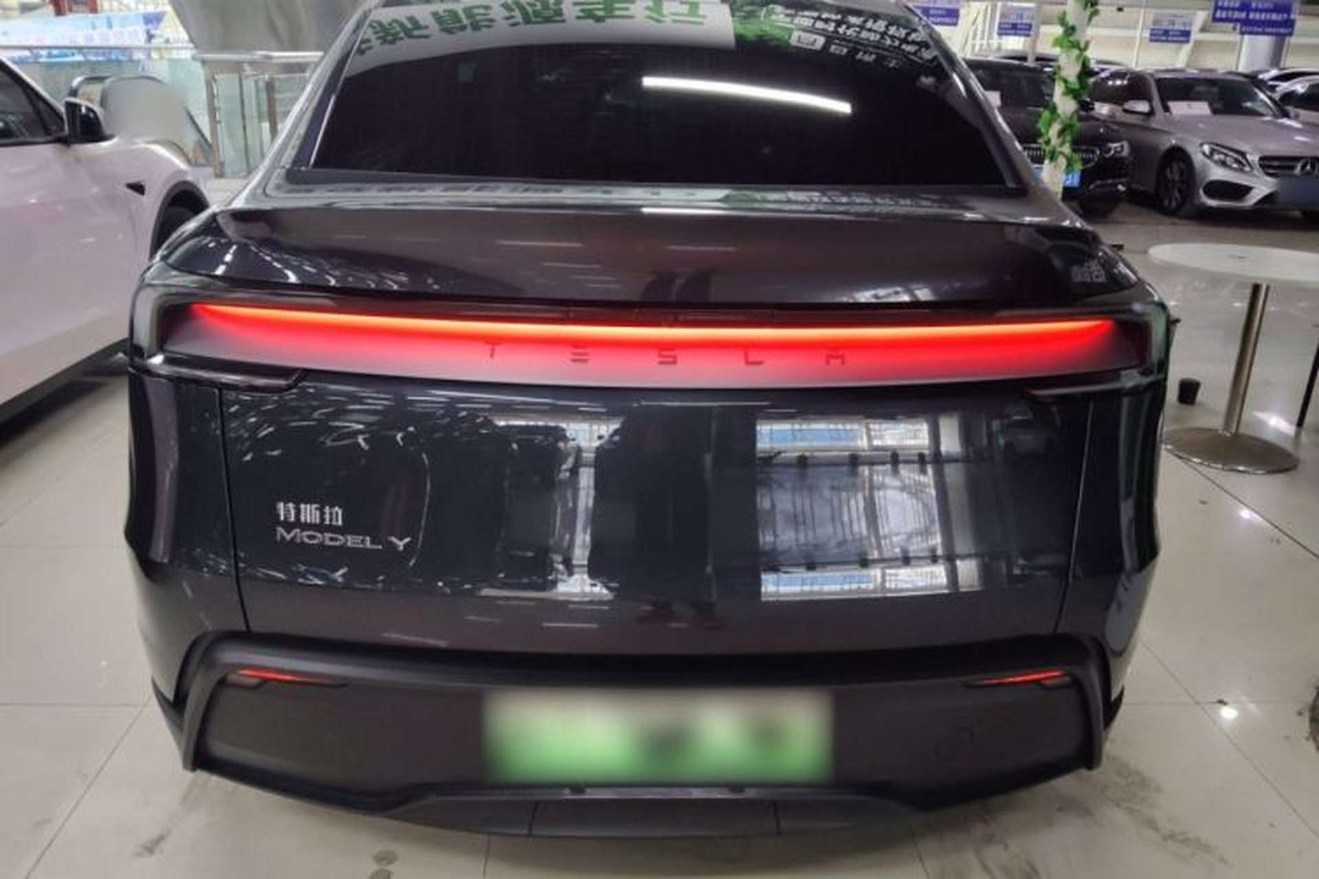 Used Tesla Model Y 2025 Rear-Wheel-Drive Version Rear
