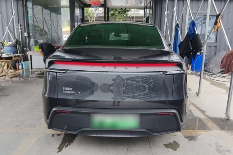 Used Tesla Model Y 2025 Rear-Wheel-Drive Version Rear