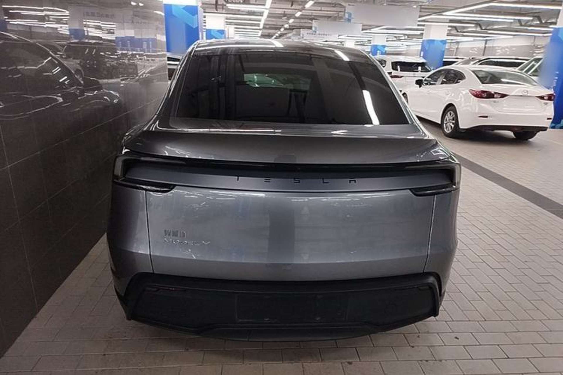 Used Tesla Model Y 2025 Rear-Wheel-Drive Version Rear