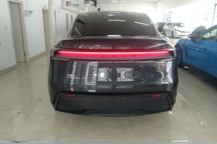 Used Tesla Model Y 2025 Rear-Wheel-Drive Version Rear
