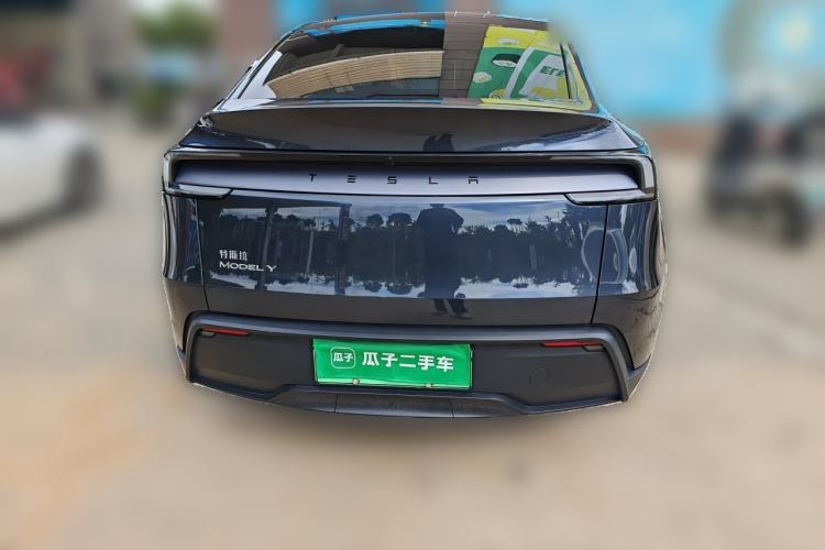 Used Tesla Model Y 2025 Rear-Wheel-Drive Version Rear