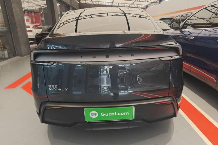 Used Tesla Model Y 2025 Rear-Wheel-Drive Version Rear