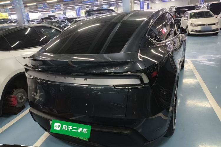 Used Tesla Model Y 2025 Rear-Wheel-Drive Version Rear