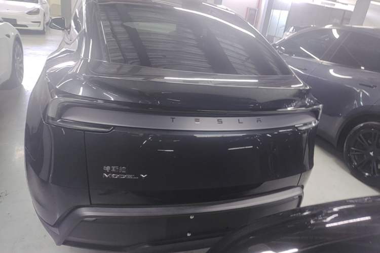 Used Tesla Model Y 2025 Rear-Wheel-Drive Version Rear