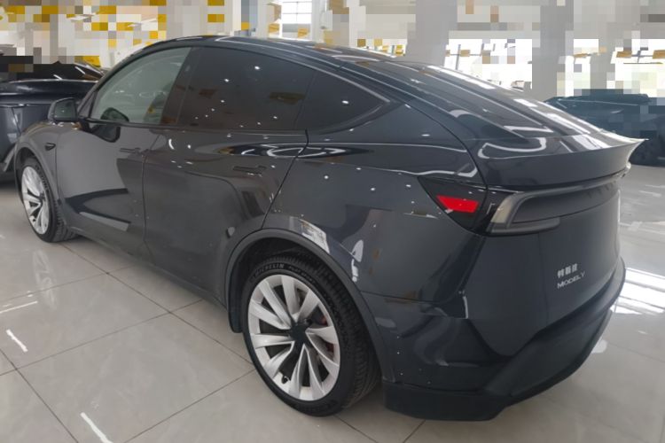 Used Tesla Model Y 2025 Long-Range All-Wheel-Drive Version Rear