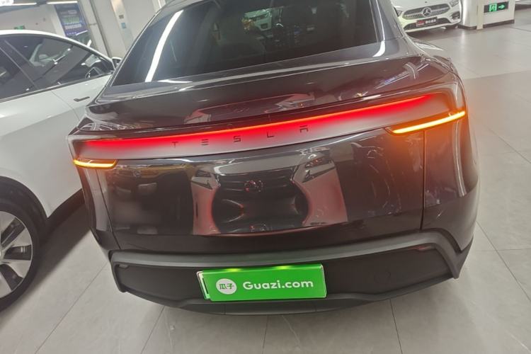 Used Tesla Model Y 2025 Rear-Wheel-Drive Version Rear