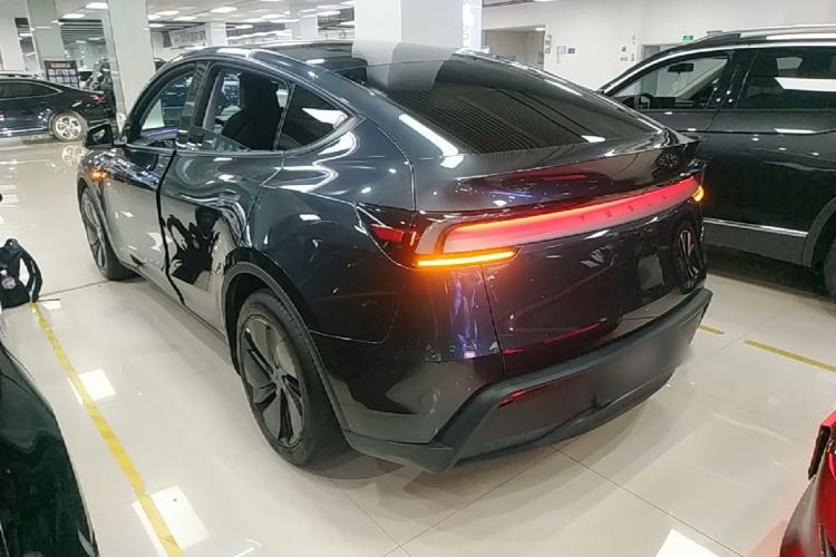 Used Tesla Model Y 2025 Rear-Wheel Drive First Edition Rear Left 45 Deg