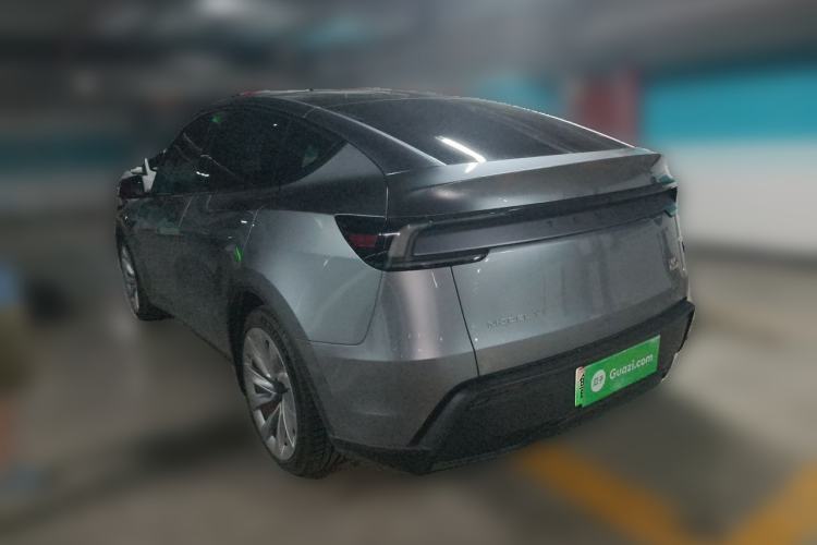 Used Tesla Model Y 2025 Long-Range All-Wheel-Drive Version Rear Left 45 Deg