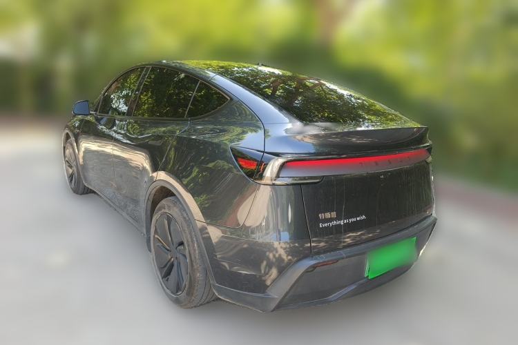 Used Tesla Model Y 2025 Rear-Wheel-Drive Version Rear Left 45 Deg