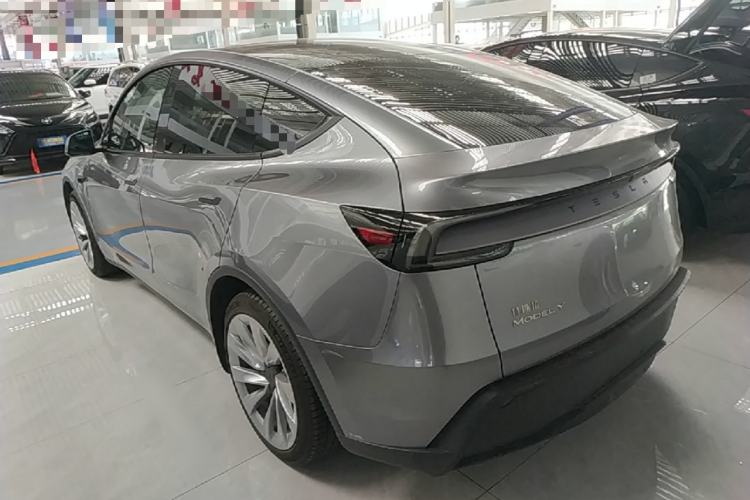 Used Tesla Model Y 2025 Rear-Wheel-Drive Version Rear Left 45 Deg