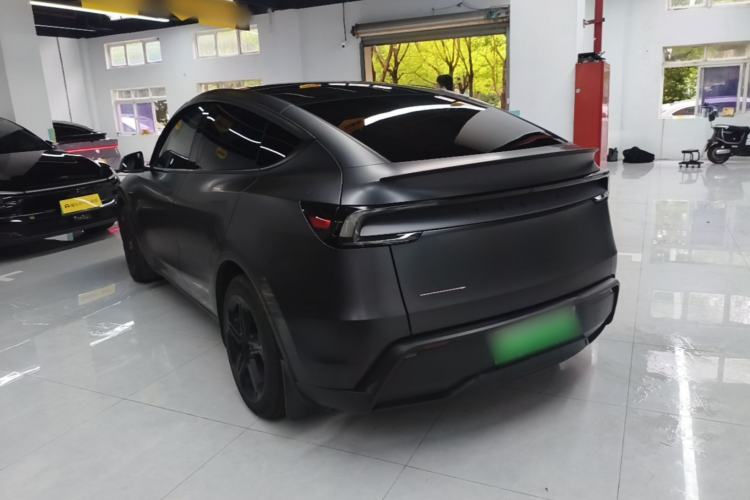 Used Tesla Model Y 2025 Long-Range All-Wheel-Drive Version Rear Left 45 Deg