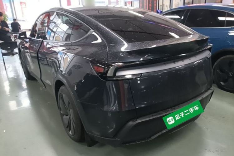 Used Tesla Model Y 2025 Rear-Wheel-Drive Version Rear Left 45 Deg
