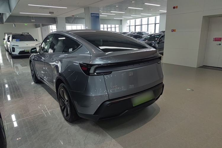 Used Tesla Model Y 2025 Updated Version Long-Range All-Wheel Drive Rear Left 45 Deg