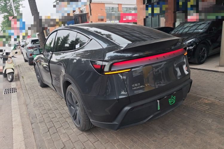 Used Tesla Model Y 2025 Long-Range All-Wheel Drive First Edition Rear Left 45 Deg