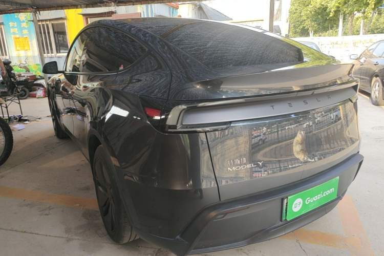 Used Tesla Model Y 2025 Rear-Wheel-Drive Version Rear Left 45 Deg