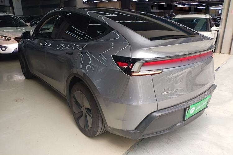 Used Tesla Model Y 2025 Rear-Wheel-Drive Version Rear Left 45 Deg