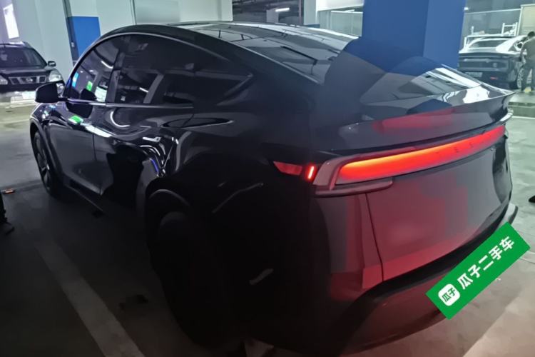Used Tesla Model Y 2025 Rear-Wheel-Drive Version Rear Left 45 Deg
