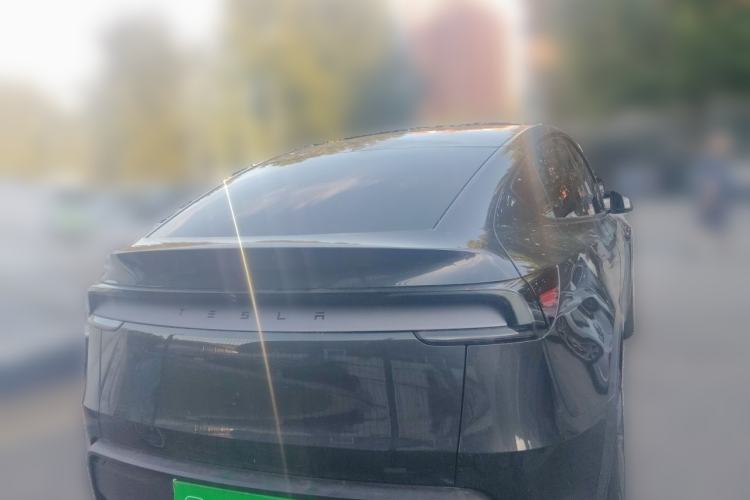 Used Tesla Model Y 2025 Rear-Wheel-Drive Version Rear