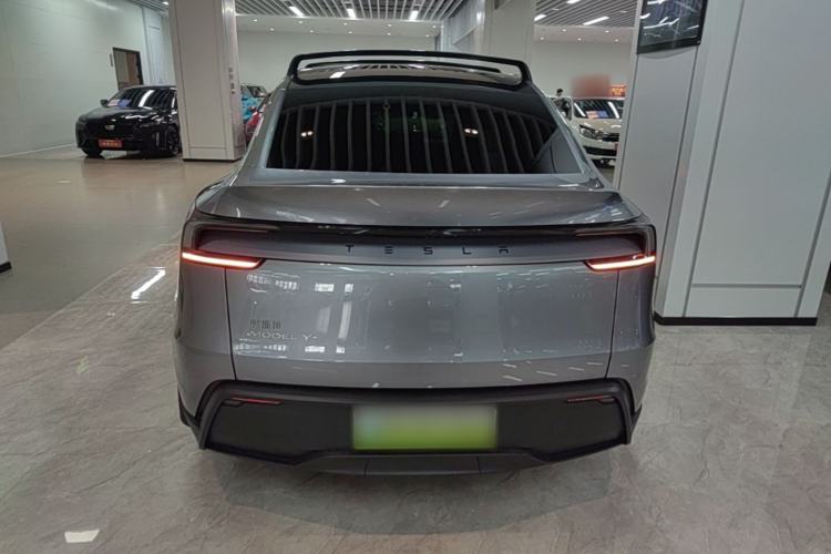 Used Tesla Model Y 2025 Long-Range All-Wheel-Drive Version Rear