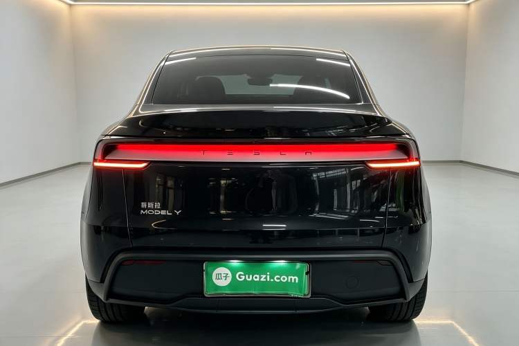 Used Tesla Model Y 2025 Rear-Wheel-Drive Version Rear