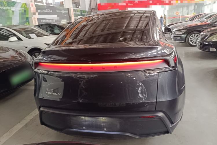 Used Tesla Model Y 2025 Rear-Wheel-Drive Version Rear