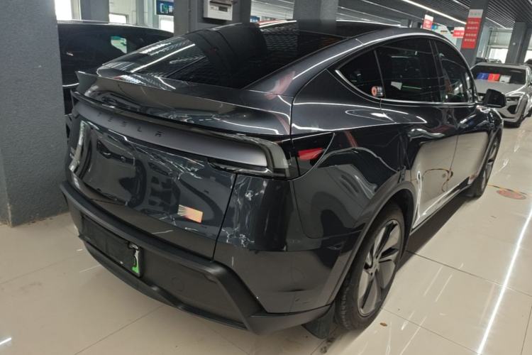 Used Tesla Model Y 2025 Rear-Wheel-Drive Version Rear Right 45 Deg