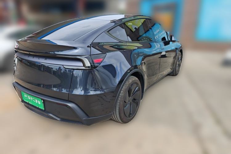 Used Tesla Model Y 2025 Rear-Wheel-Drive Version Rear Right 45 Deg