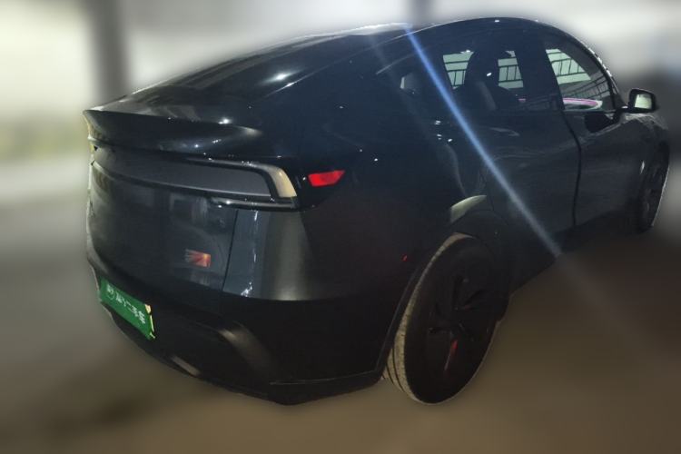 Used Tesla Model Y 2025 Rear-Wheel Drive First Edition Rear Right 45 Deg