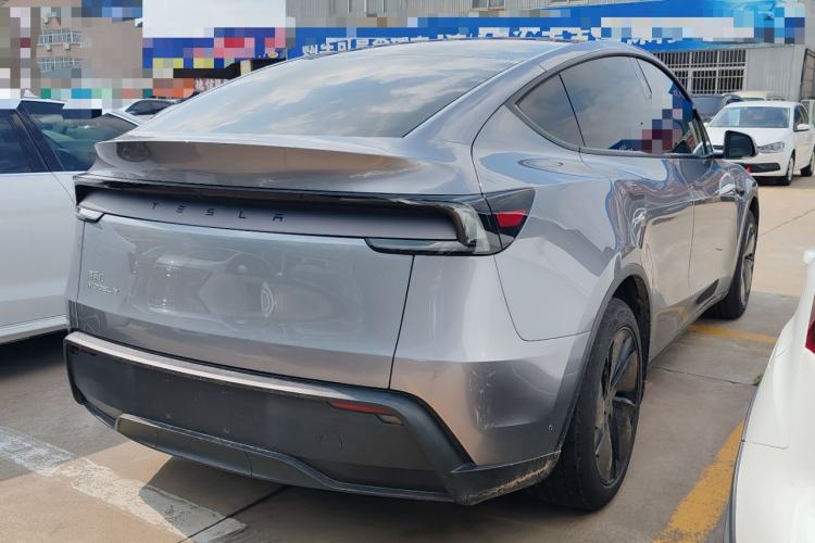 Used Tesla Model Y 2025 Rear-Wheel-Drive Version Rear Right 45 Deg
