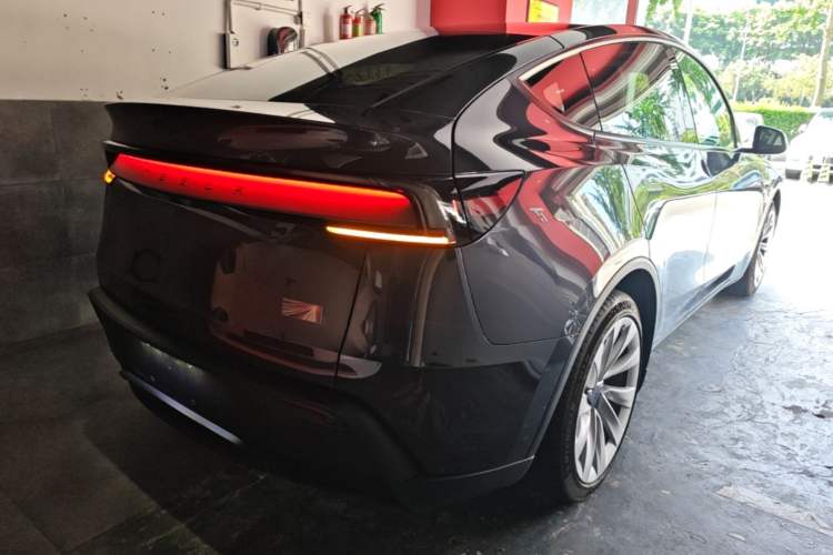 Used Tesla Model Y 2025 Long-Range All-Wheel Drive First Edition Rear Right 45 Deg