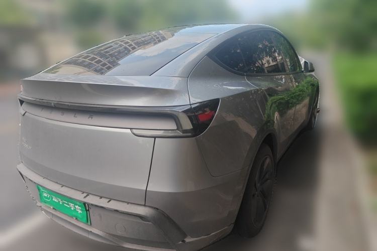 Used Tesla Model Y 2025 Rear-Wheel-Drive Version Rear Right 45 Deg