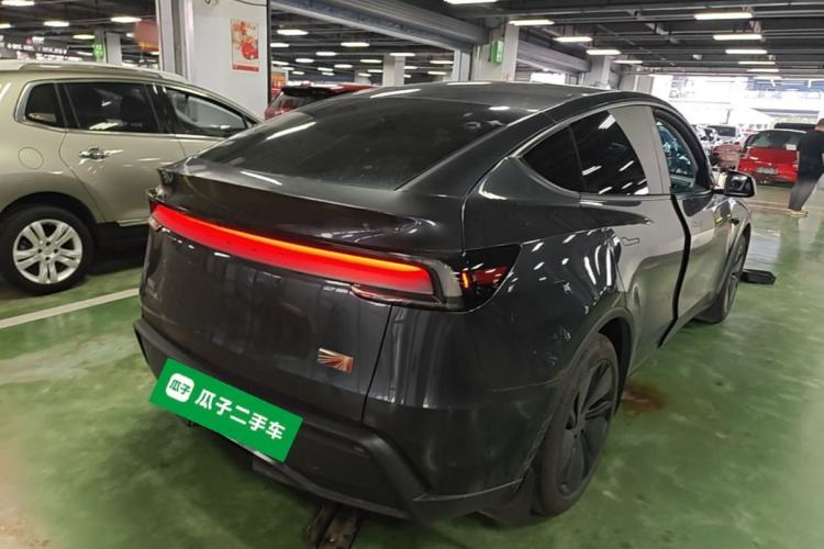 Used Tesla Model Y 2025 Rear-Wheel Drive First Edition Rear Right 45 Deg