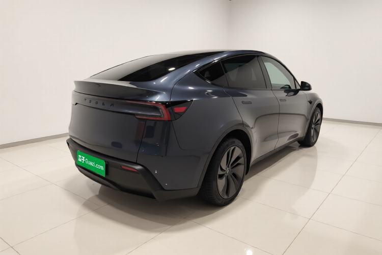 Used Tesla Model Y 2025 Rear-Wheel-Drive Version Rear Right 45 Deg