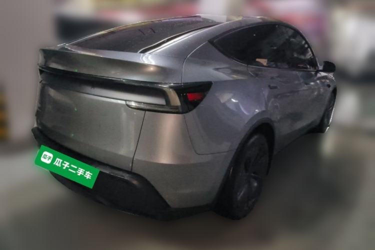 Used Tesla Model Y 2025 Rear-Wheel-Drive Version Rear Right 45 Deg