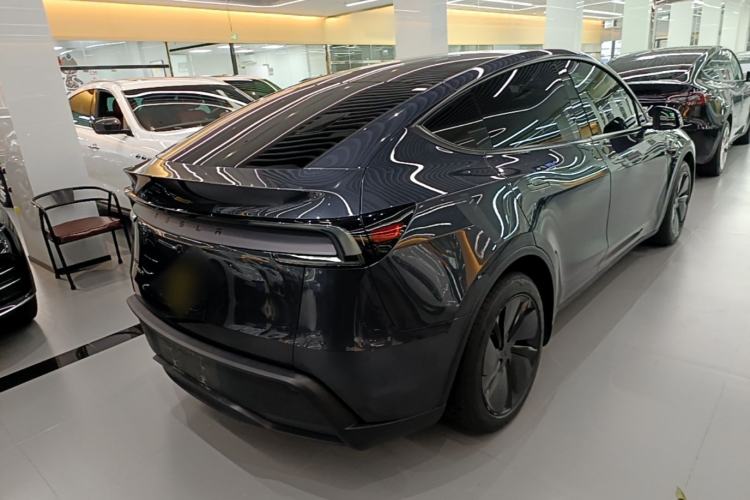 Used Tesla Model Y 2025 Rear-Wheel-Drive Version Rear Right 45 Deg